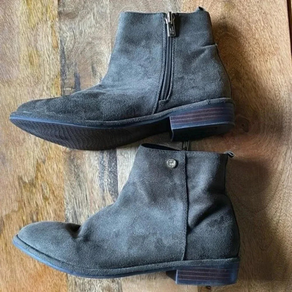 STUART WEITZMAN GIRLS Lowland Low Olive BOOTIE - Picture 7 of 11